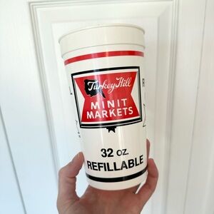 Vintage Plastic Turkey Hill 32oz 49cent refill cup